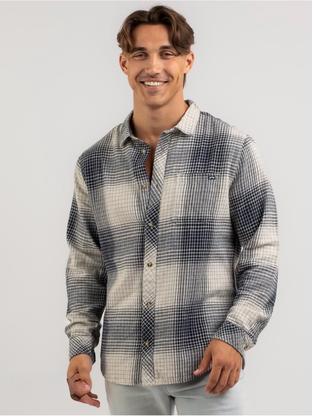 Billabong Mens Navy White Plaid Flannel Shirt Long Sleeve Button Up Size S